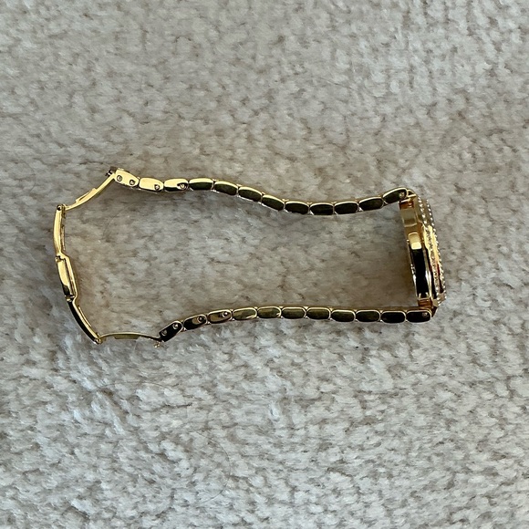 BEAUTIFUL TORY BURCH MOTHER OF PEARL PAVE EMBELLISHED GOLD TONE WATCH - Picture 15 of 16